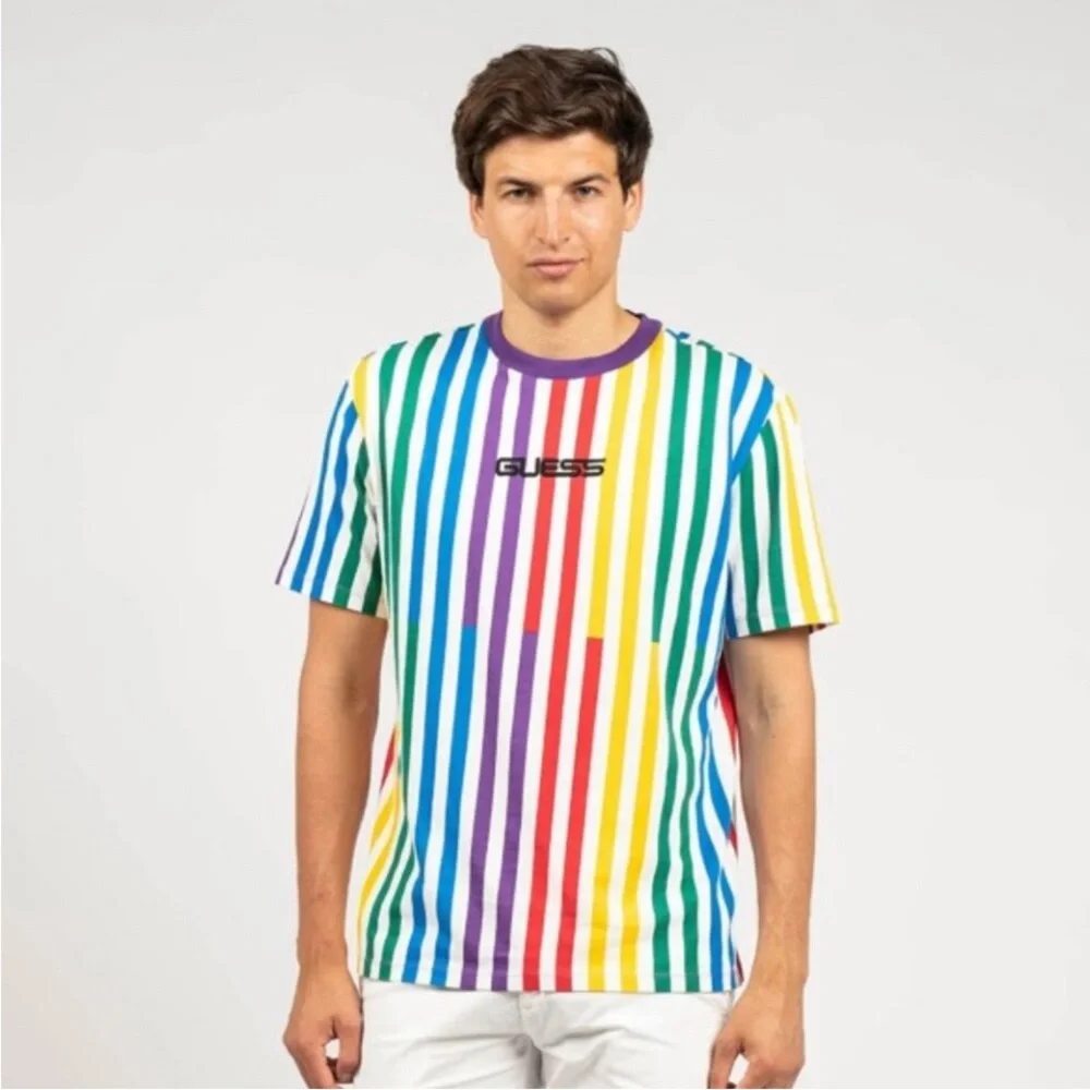 GUESS J.BALVIN T-SHIRT FUN
VIBRANT‎ 90's RETRO VIBES SZ M
STRIPES RAINBOW - Picture 3 of 16